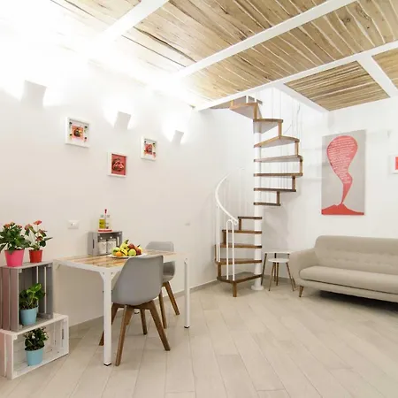 Corno Napoletano Parking Small Car Apartment